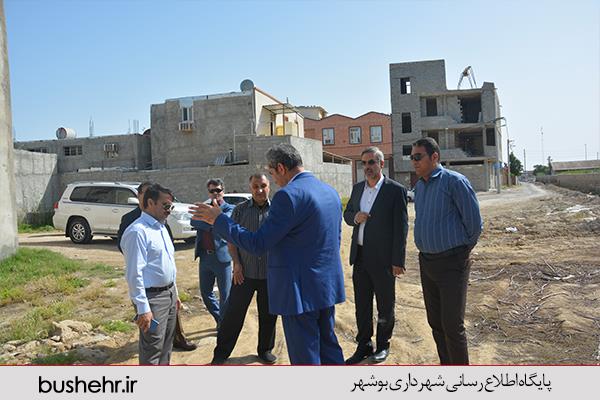 شهردار بندر بوشهر عنوان کرد : نهضت آسفالت کوچه ها با اولویت محلات جنوبی  بوشهر آغاز میشود